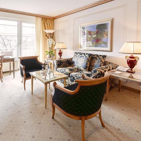 Bernstein Hotel Villa Kastania Берлин Экстерьер фото
