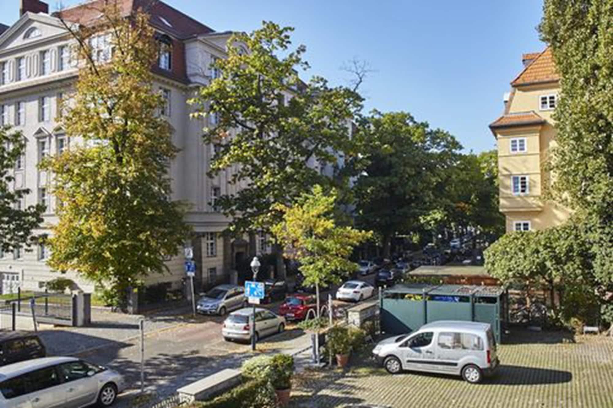 Bernstein Hotel Villa Kastania Берлин Экстерьер фото