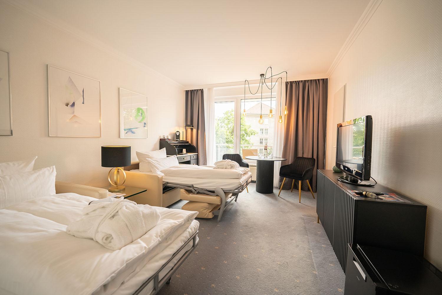 Bernstein Hotel Villa Kastania Берлин Экстерьер фото