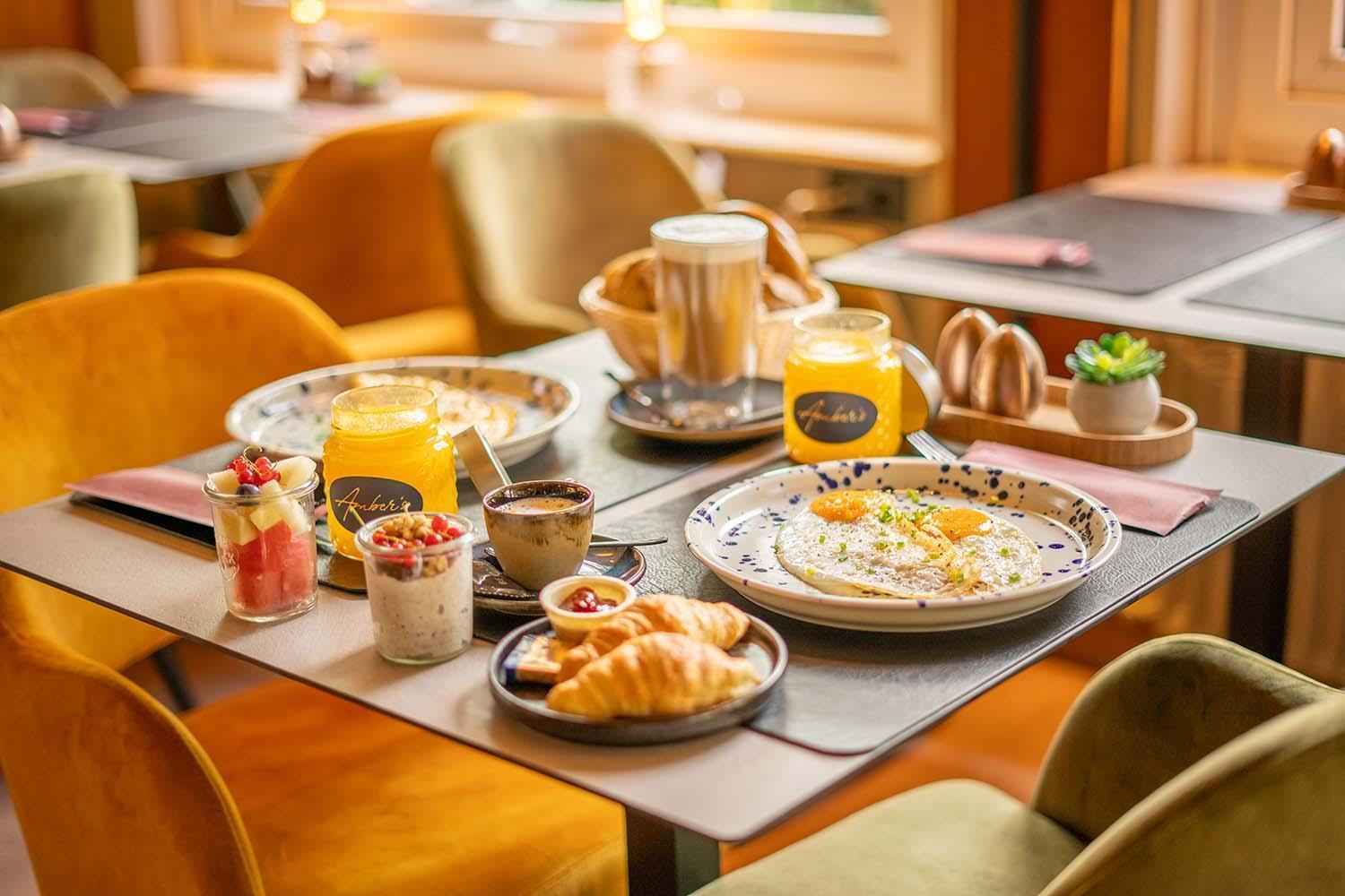 Bernstein Hotel Villa Kastania Берлин Экстерьер фото