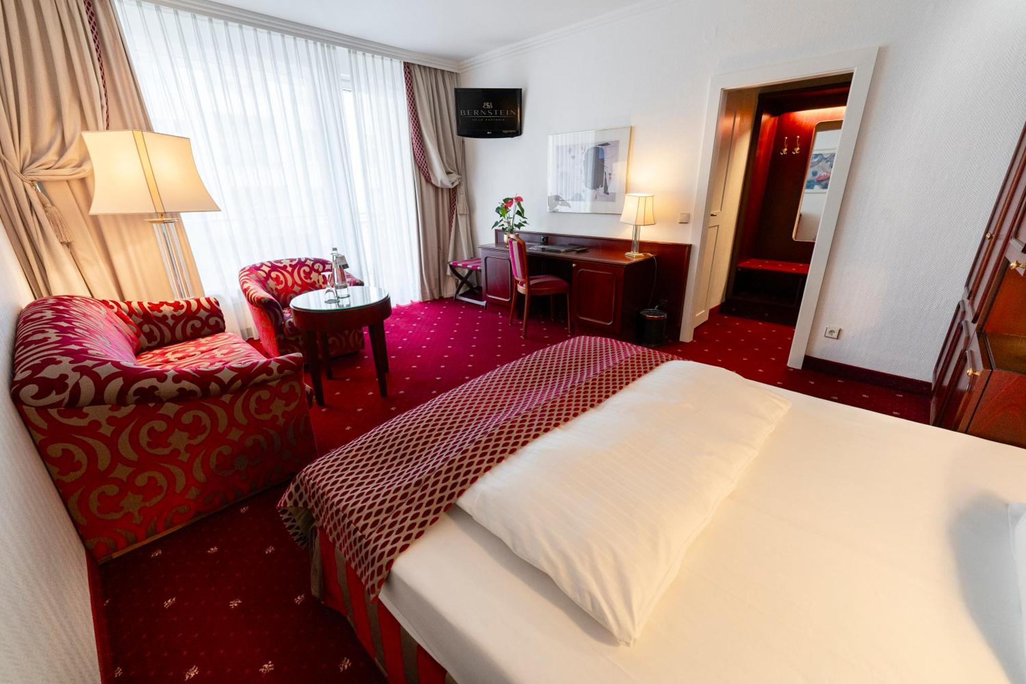 Bernstein Hotel Villa Kastania Берлин Экстерьер фото